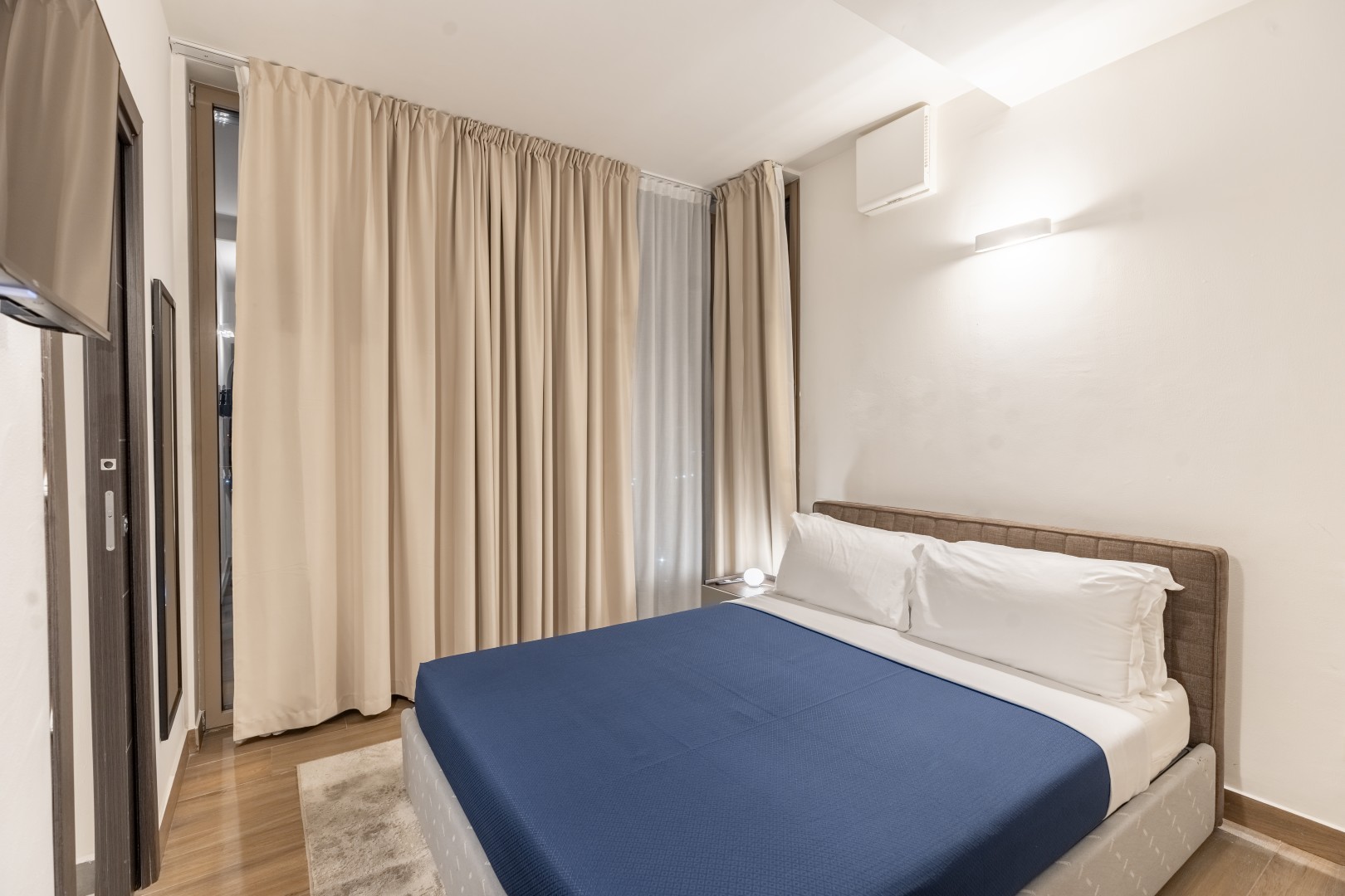 Ambassador suite view 6