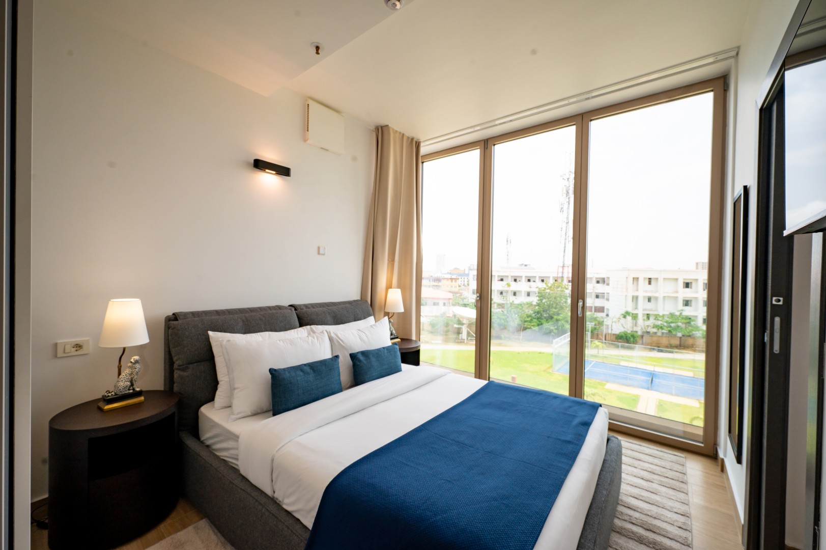 Executive suite view 4